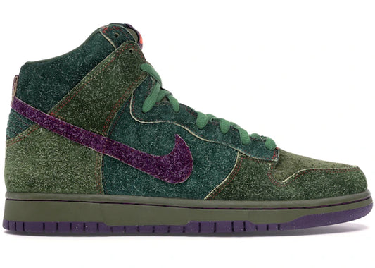 Nike SB Dunk High Skunk 420